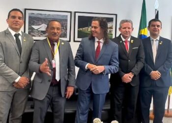 Veneziano recebe membros da Polícia Militar e Bombeiros da Paraíba e confirma apoio à PEC da Segurança Pública