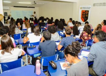 ALPB firma parceria com Câmara de Araras e Unicamp para preparar estudantes para o Enem