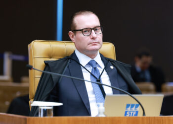 Zanin manda Anatel liberar acesso ao TSE para quem ficar sem internet nas eleições