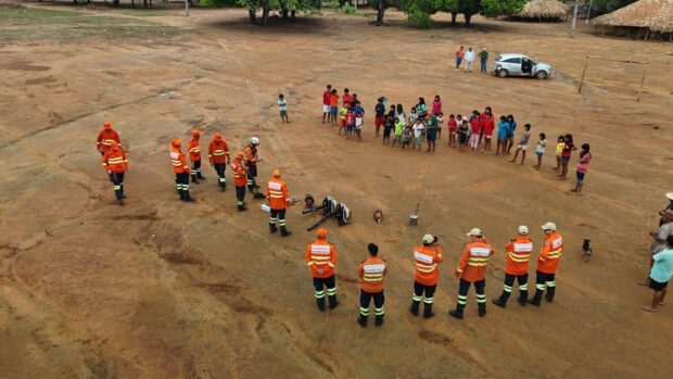 Bombeiros Militares da Paraíba atuam em força-tarefa contra incêndios no Mato Grosso com monitoramento e ação junto ao povo Xavante