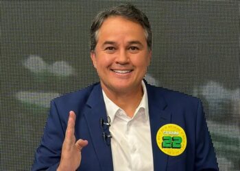 No debate do Sistema Correio, Efraim apresenta agenda de mudança para uma Paraíba mais ágil e eficiente