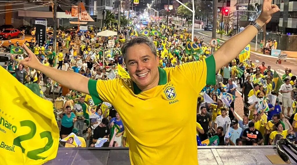 Mobilização de Efraim Filho no 7 de Setembro superlota Busto de Tamandaré e demonstra força política