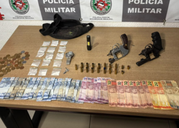 Suspeitos de integrar facção criminosa morrem após confronto com a PM, em JP
