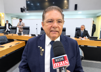 Adriano Galdino: “Faltou os votos de Campina Grande e João Pessoa para vitória de Nabor”