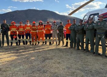 Bombeiros encerram força-tarefa após controlar incêndio na serra de Lagoa