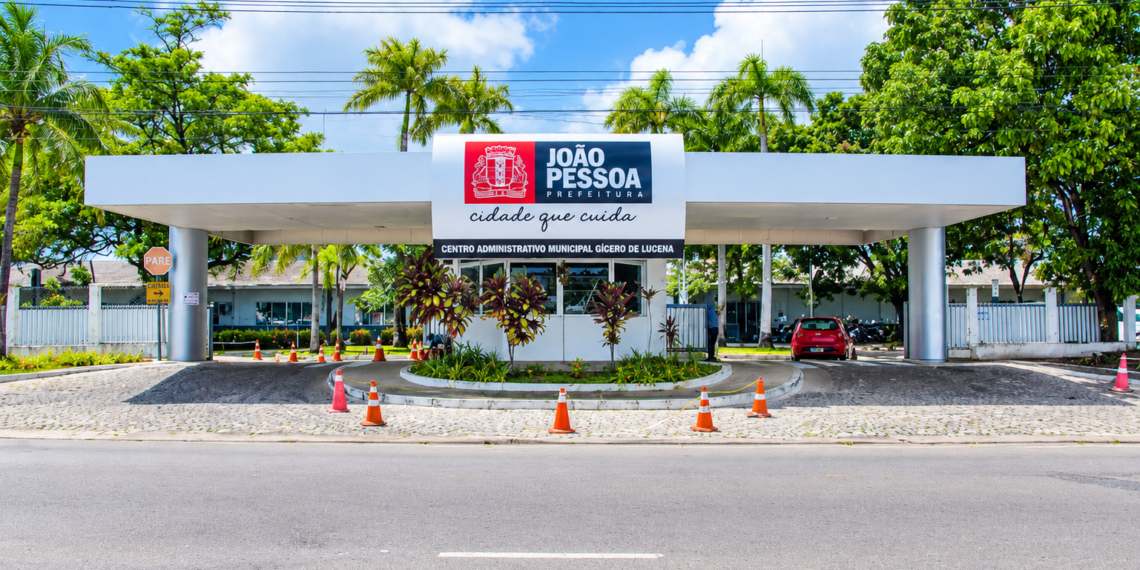 Prefeito da Capital divulga data de pagamento dos servidores e anuncia ‘feriadão’