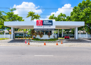 Prefeito da Capital divulga data de pagamento dos servidores e anuncia ‘feriadão’