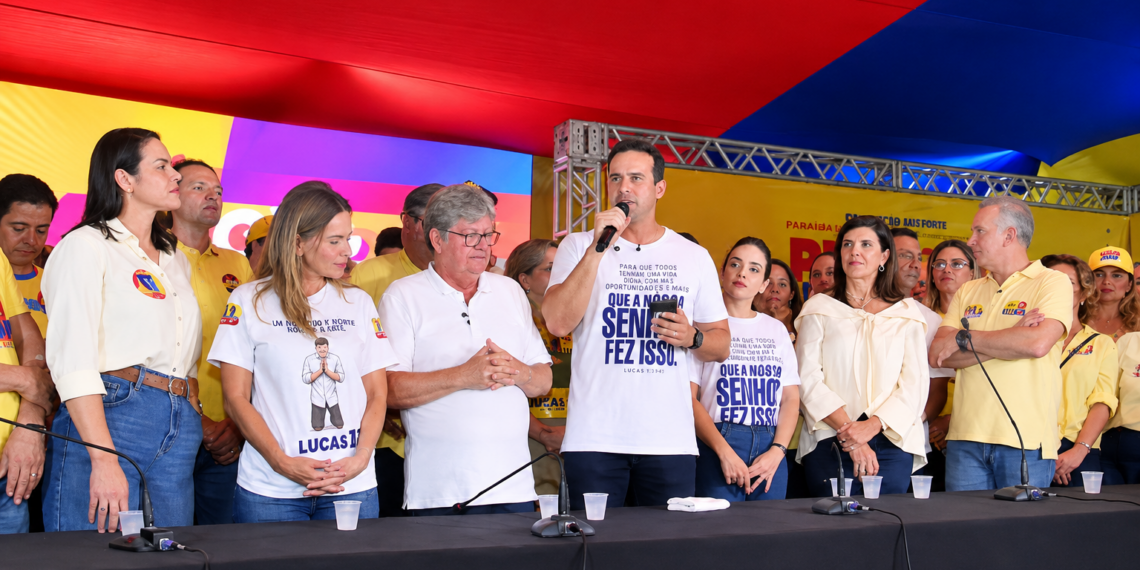 Em coletiva após vitória, Lucas agradece votação e rebate adversários: “Soberba precede a queda”