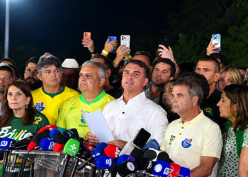 Família Bolsonaro amarga 2ª derrota seguida e terá de disputar espaço com Tarcísio