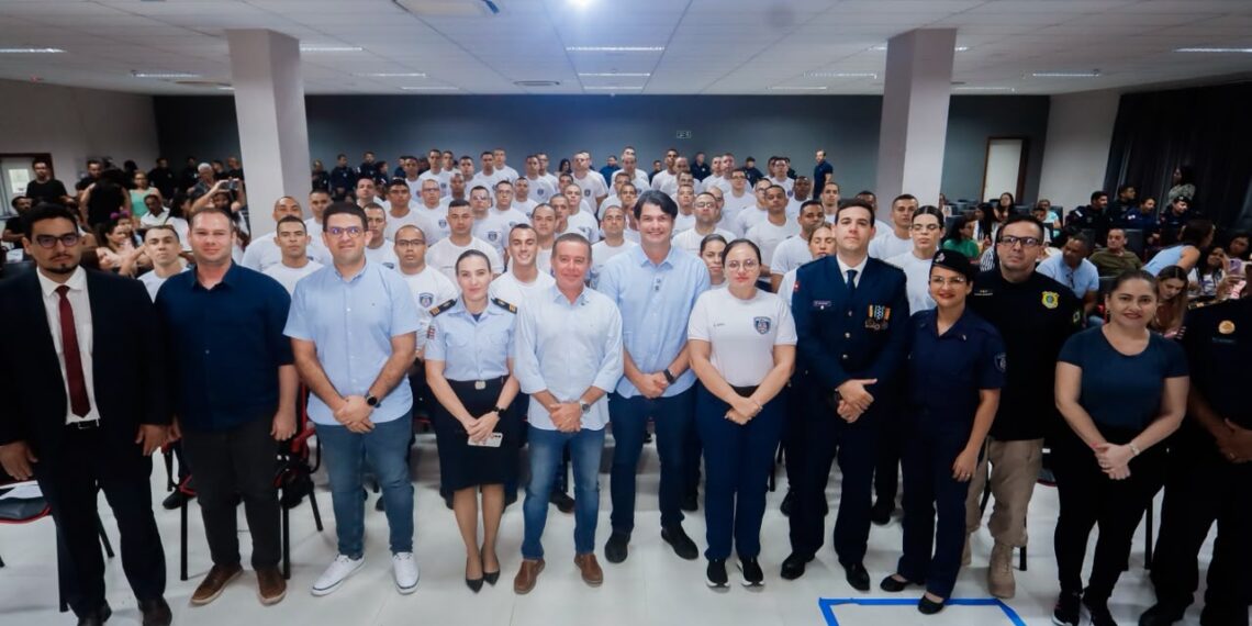 Leo Bezerra inicia formação da 4ª turma da Guarda Civil Metropolitana para reforçar segurança na Orla e no Centro