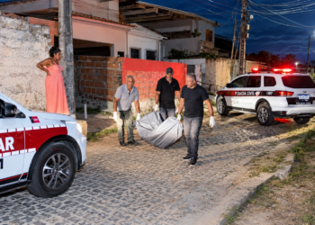 Homem tenta fugir de ataque a tiros, mas é assassinado com mais de 20 disparos em Mandacaru, em João Pessoa