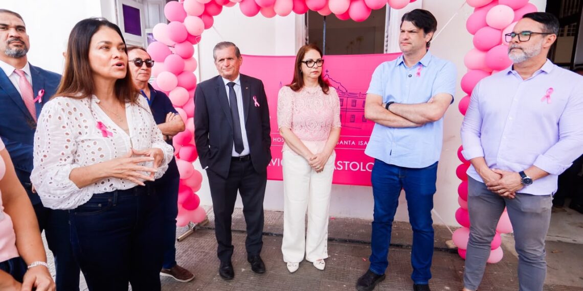 Leo Bezerra lança medalha para incentivar atendimento humanizado e reforça ações preventivas do Outubro Rosa