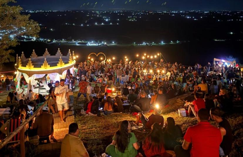 Chalés Mirante da Serra realiza luau neste sábado