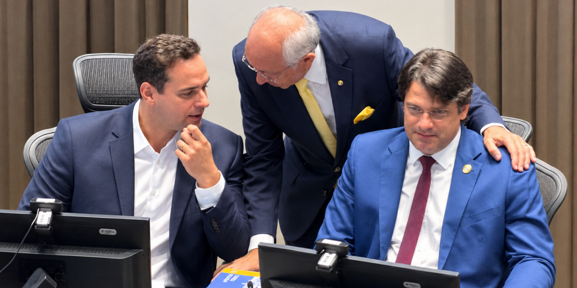 Lucas Ribeiro sinaliza parceria administrativa com Leo Bezerra “independente de questão eleitoral”