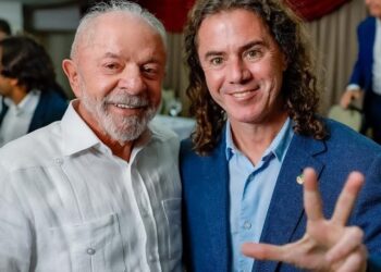 10 Diretórios do MDB, incluindo o da Paraíba, presidido por Veneziano, assinam nota de apoio à reeleição de Lula