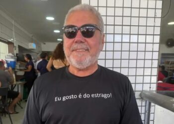 Leo Bezerra reúne bancada de vereadores após eleição e discute força política do grupo em João Pessoa