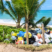 Lixo toma conta da praia de Tabatinga, e moradores cobram providências da prefeita Karla Pimentel