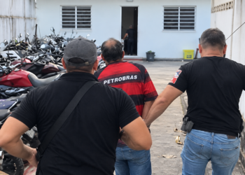 Polícia desarticula grupo suspeito de assaltar casas de Adriano Galdino e Jacó Maciel e prende oito na Paraíba