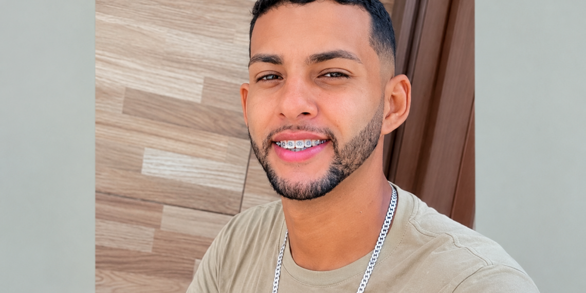 Jovem é morto com pelo menos cinco tiros dentro de barbearia em Santa Rita