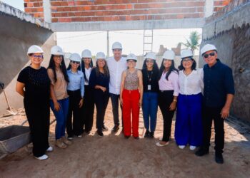 Prefeito e presidente do FNDE projetam ampliação da parceria em João Pessoa ao inspecionarem construção de escolas e creches