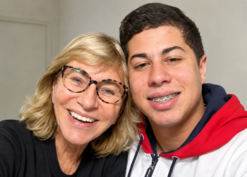 Jovem de 24 anos rebate críticas sobre romance com Eva, de 87, e declara: “É amor verdadeiro, amor real”