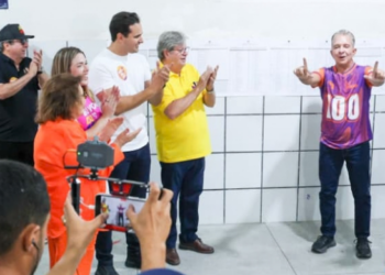 Lucas Ribeiro destaca unidade do grupo ao acompanhar voto de Nabor